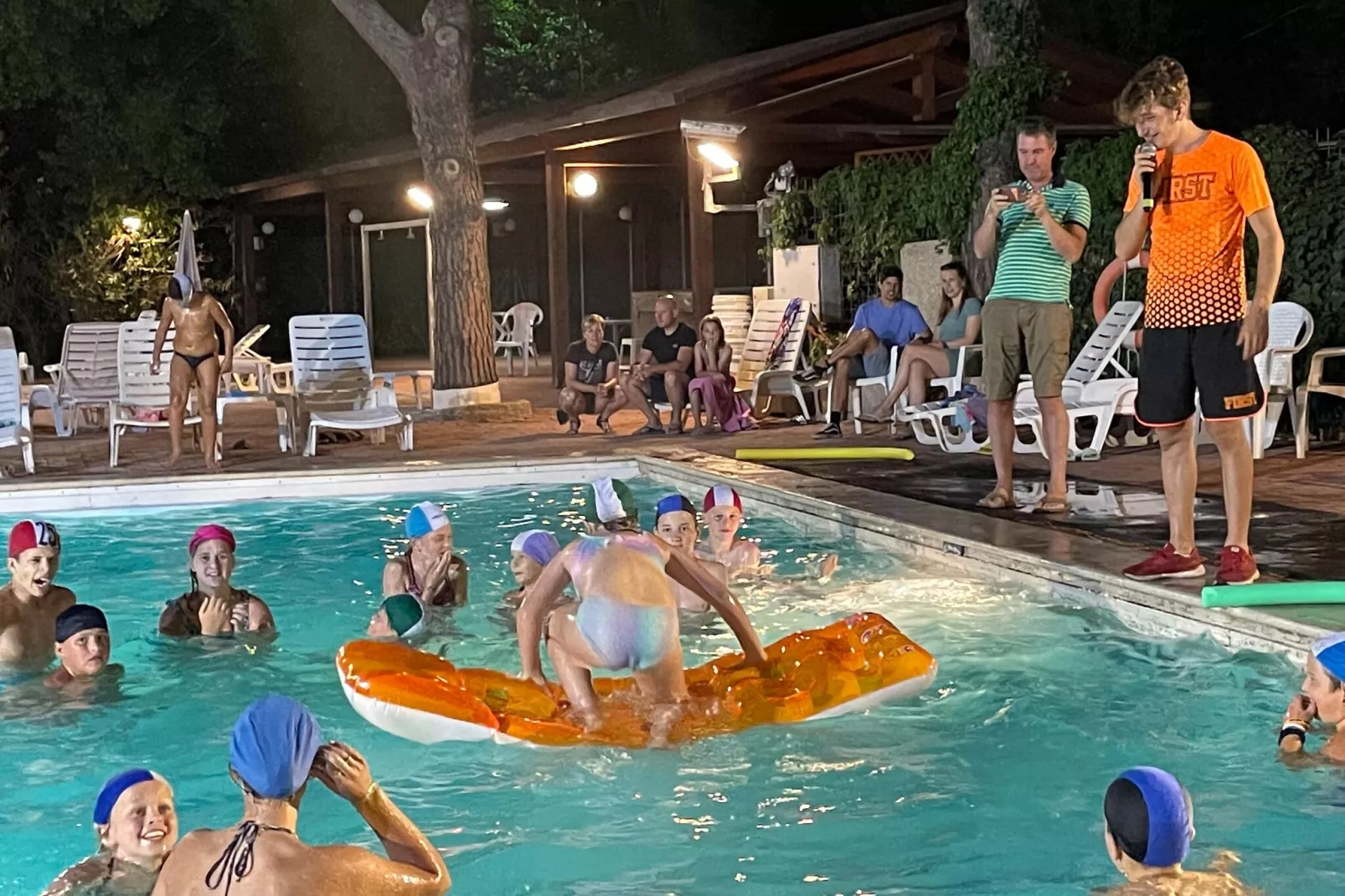 Camping Punta Navaccia 1 - MH Standard-Areas summer 1km