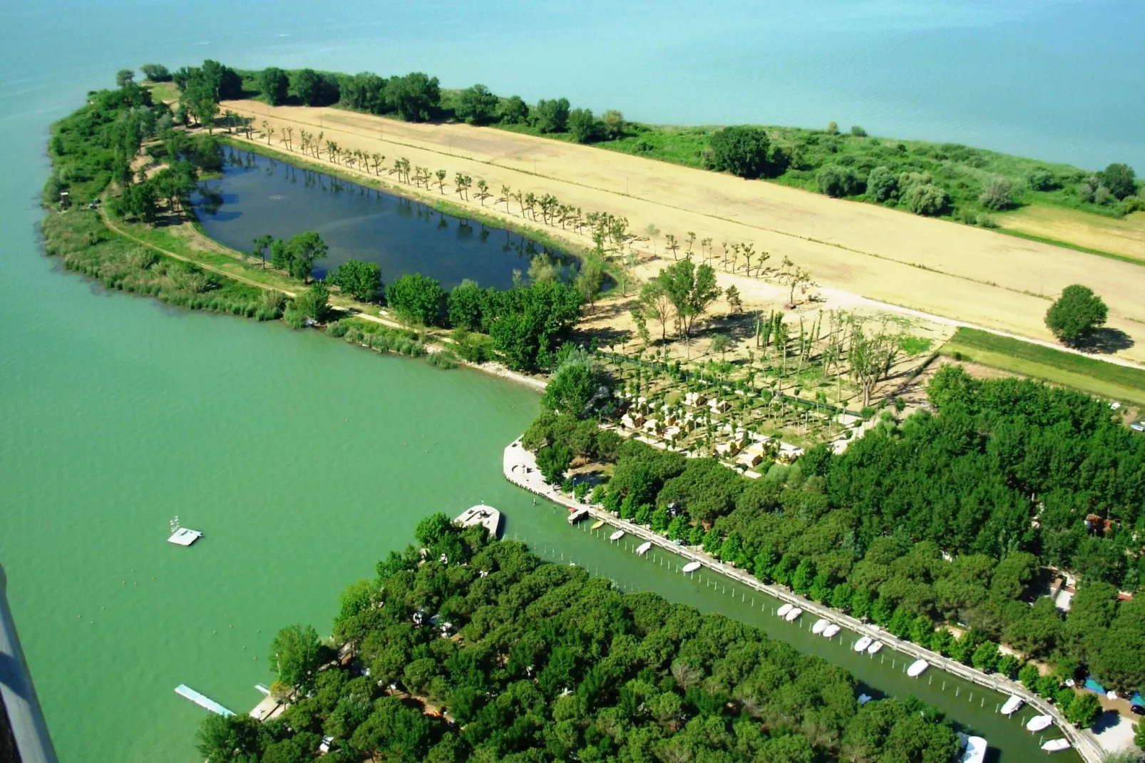 Camping Punta Navaccia 1 - MH Standard-Areas summer 1km