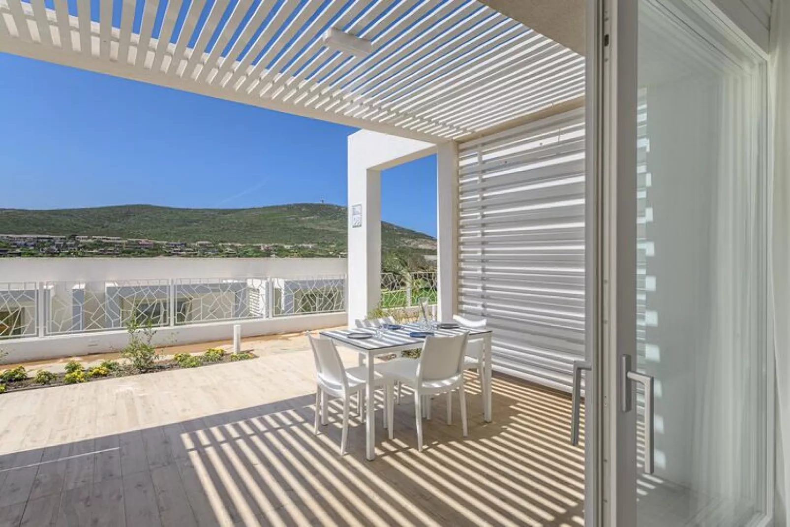 Residence Capo Falcone Stintino "Bilo 4 Comfort"-Terrace balcony