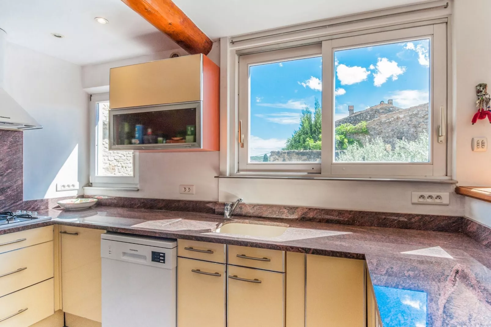 Maison La Calade-Kitchen