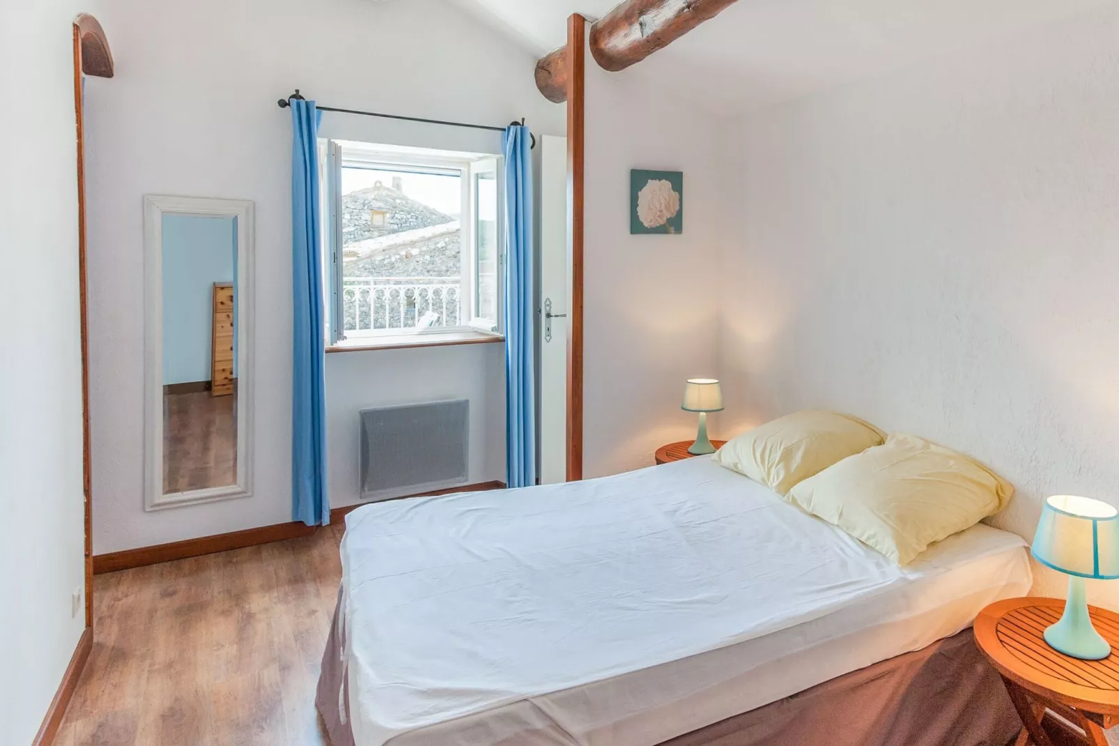 Maison La Calade-Bedroom