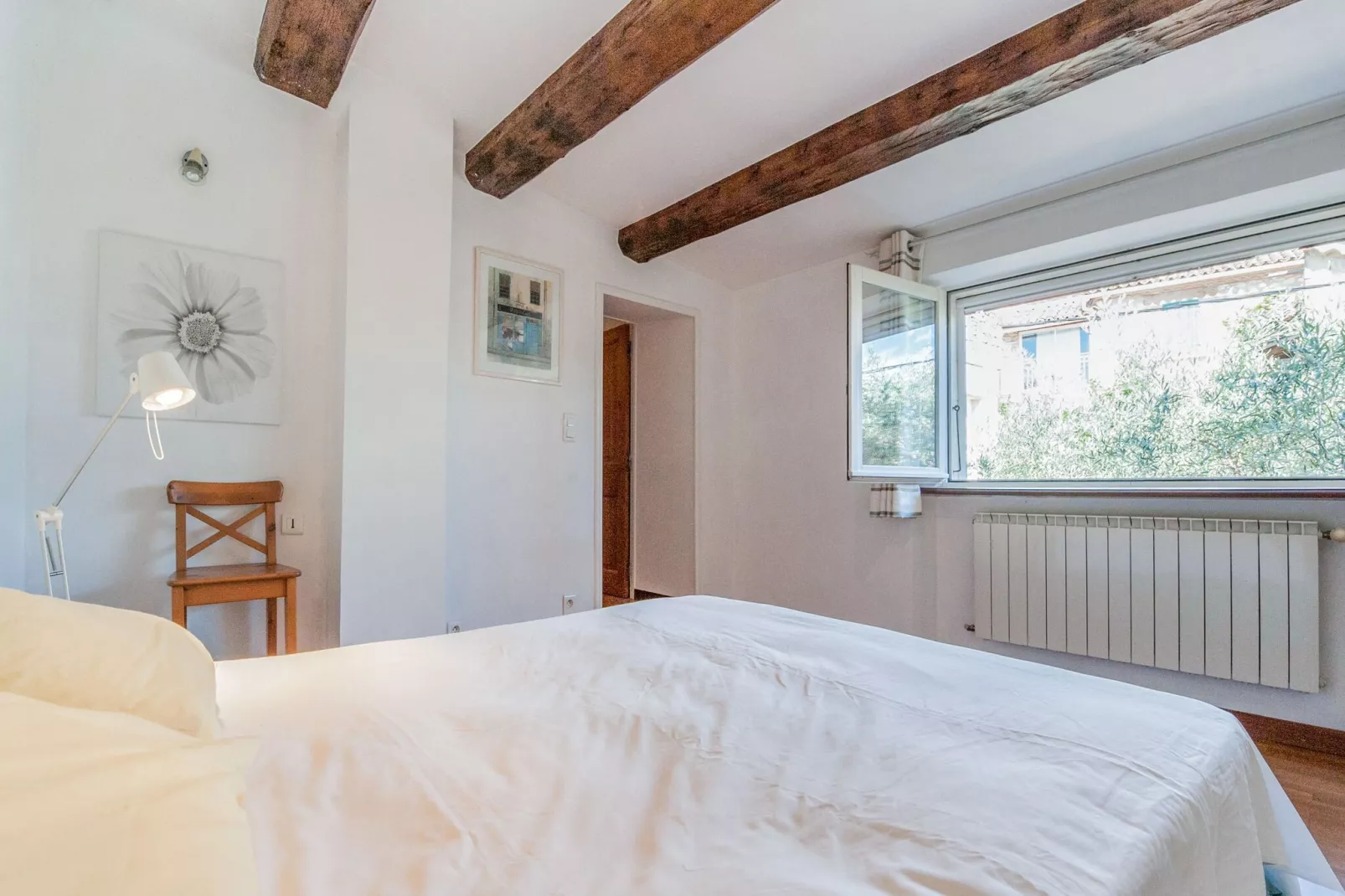 Maison La Calade-Bedroom