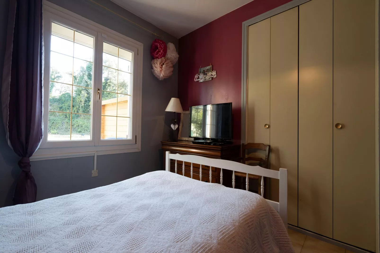 Villa Sorgues-Bedroom