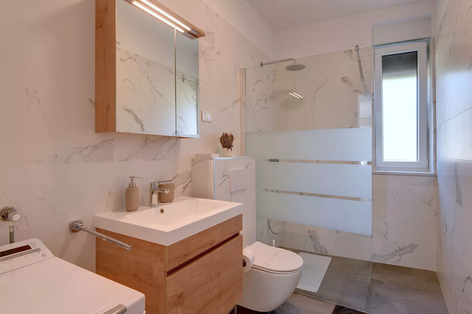 Cube Box House - Angelini-Bathroom