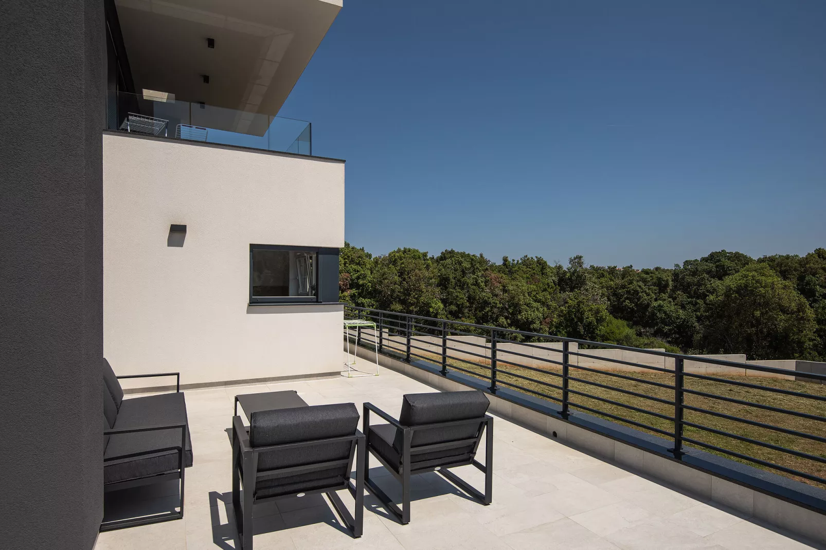 Cube Box House - Angelini-Terrace balcony