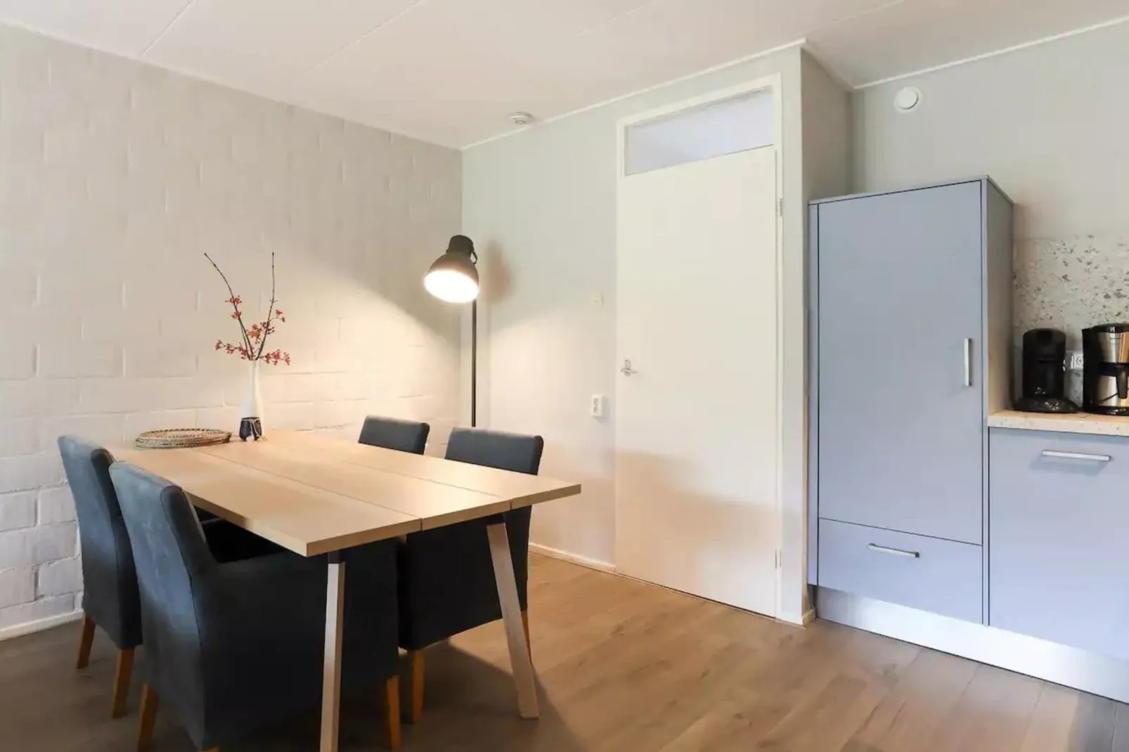 Duinweg 18-5-Dining room