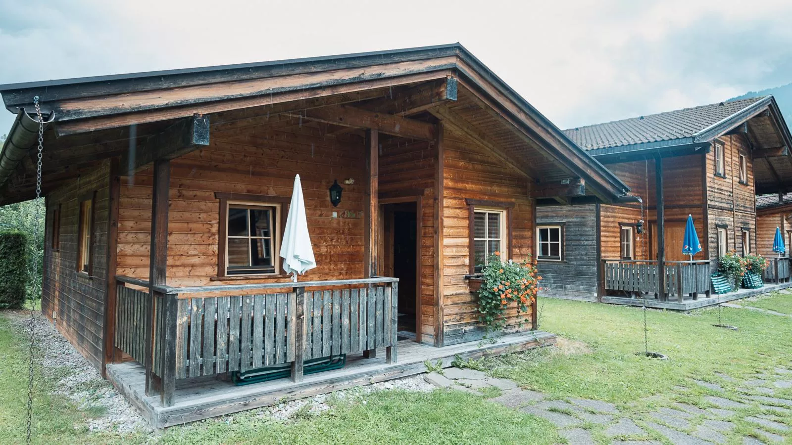 Urige Chalets 14 und 17-Exterior summer