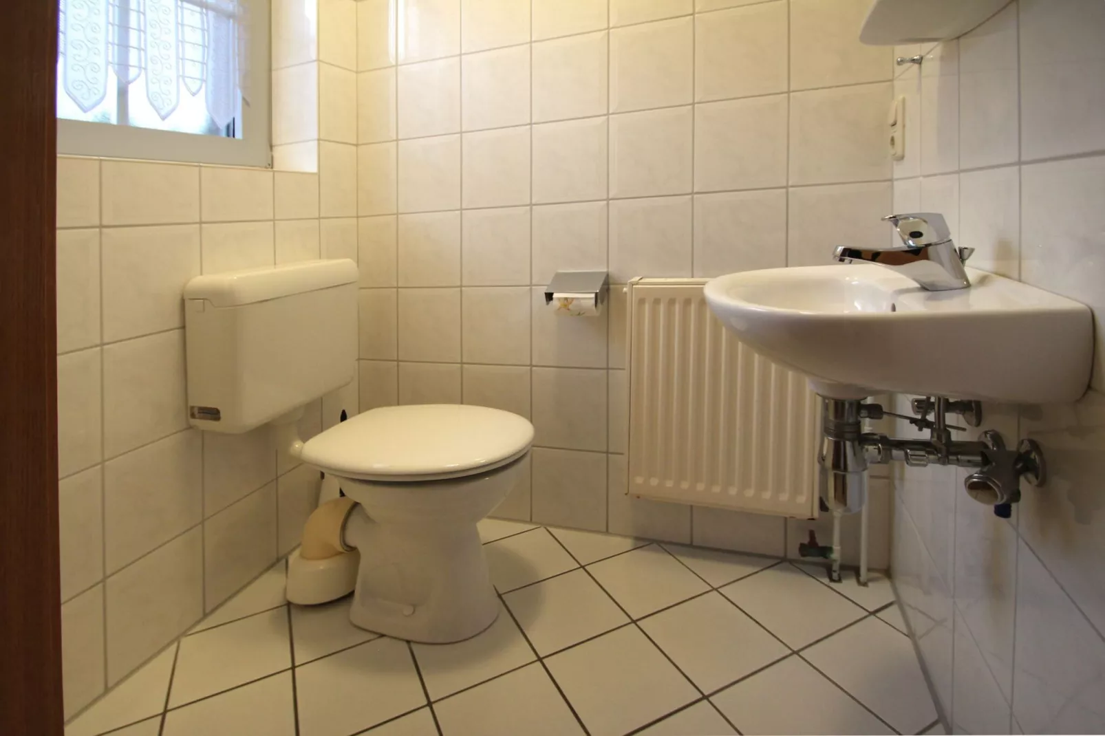 Paddelechse 80-Bathroom