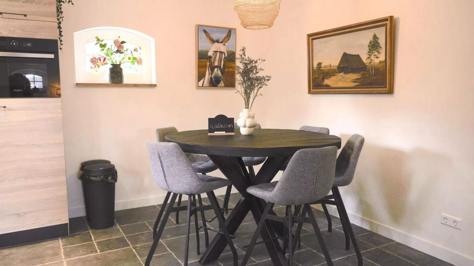 Abs Boerderietje-Dining room