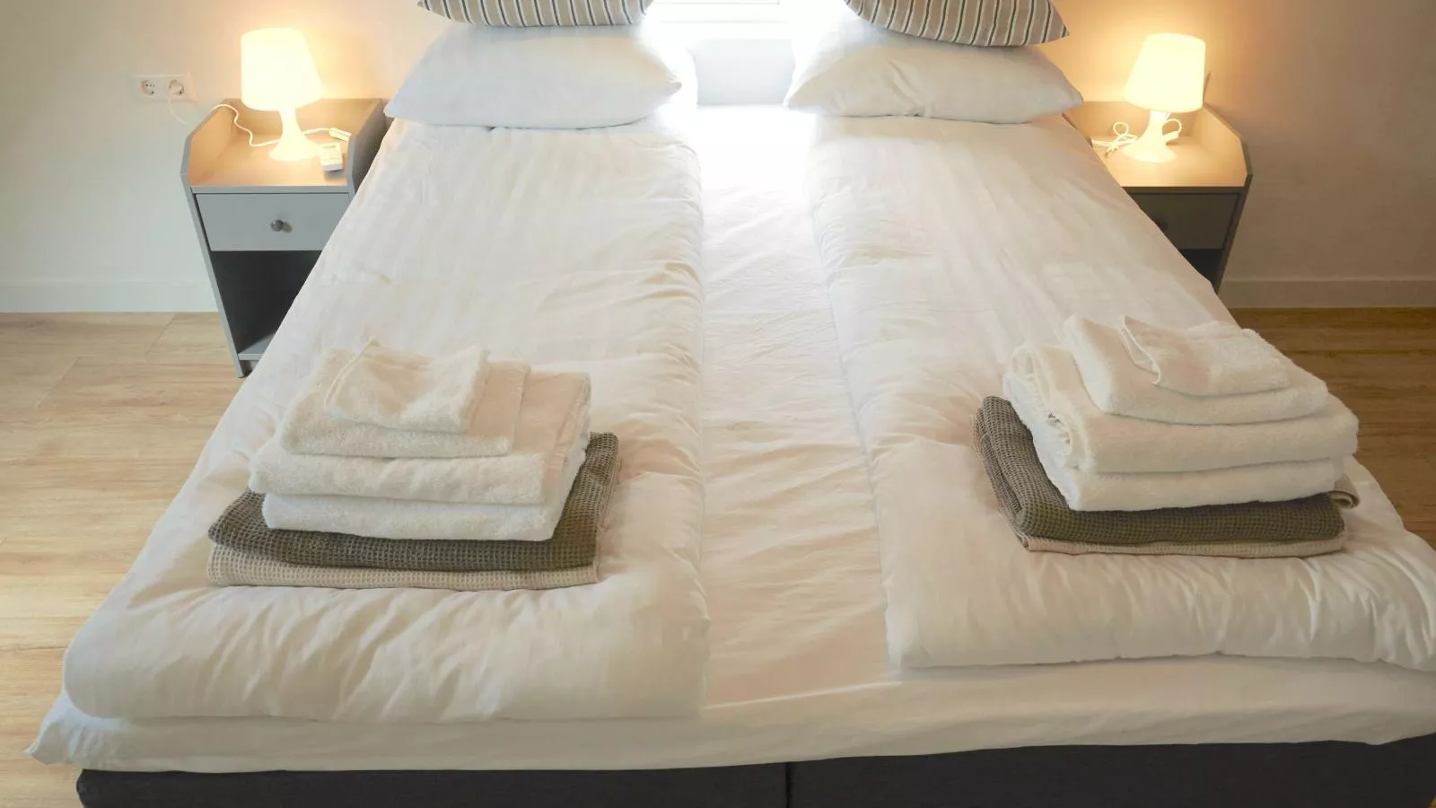 Abs Boerderietje-Bedroom