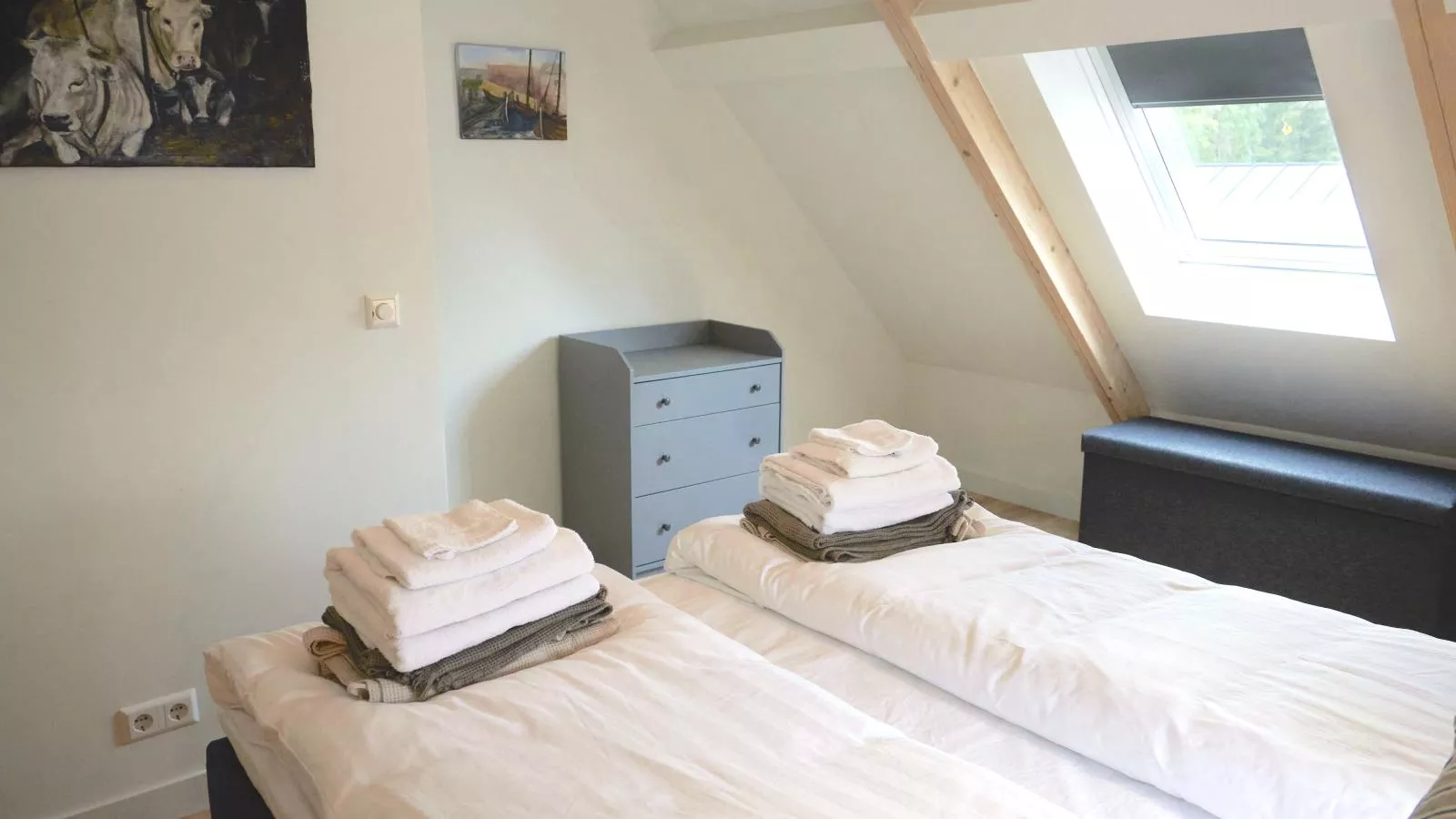Abs Boerderietje-Bedroom