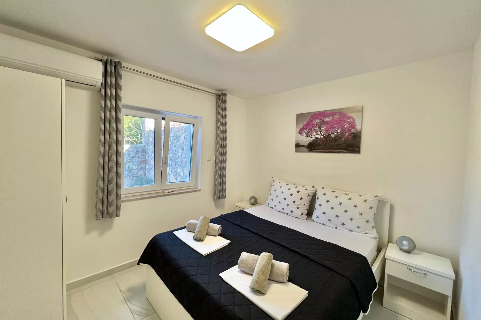 Villa Hidden Gem-Bedroom