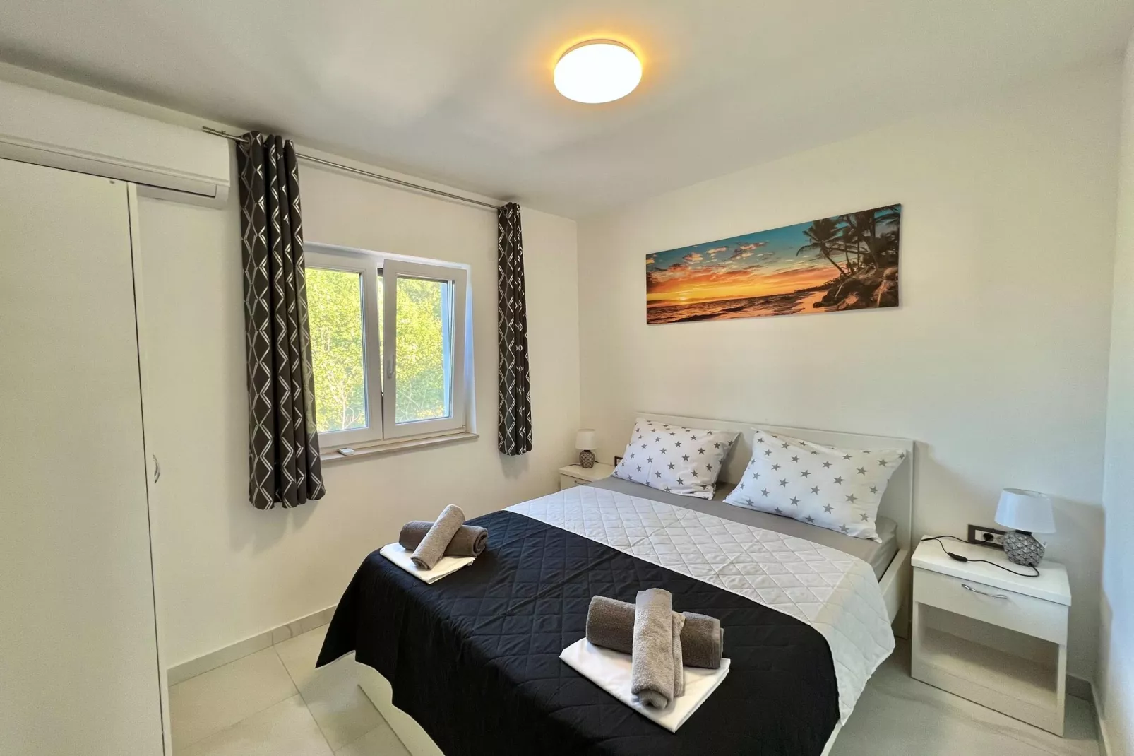 Villa Hidden Gem-Bedroom