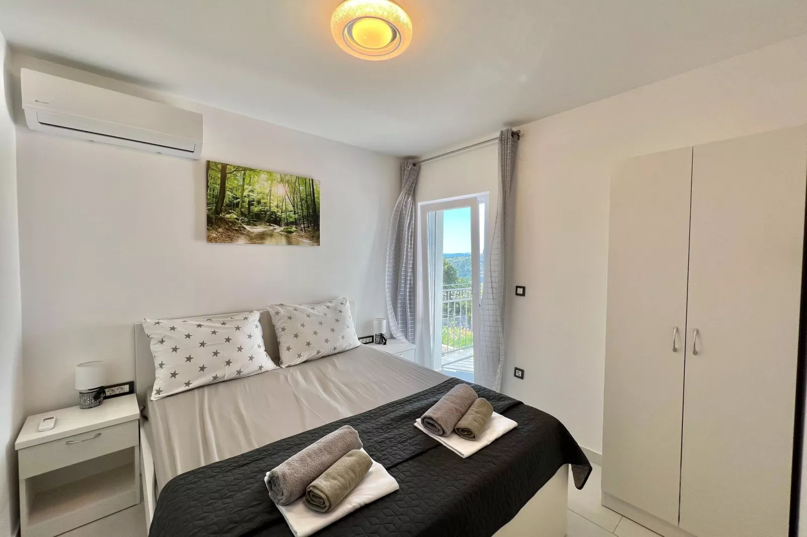 Villa Hidden Gem-Bedroom