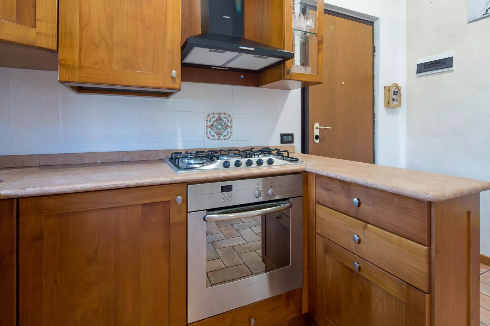Casara F10-Kitchen