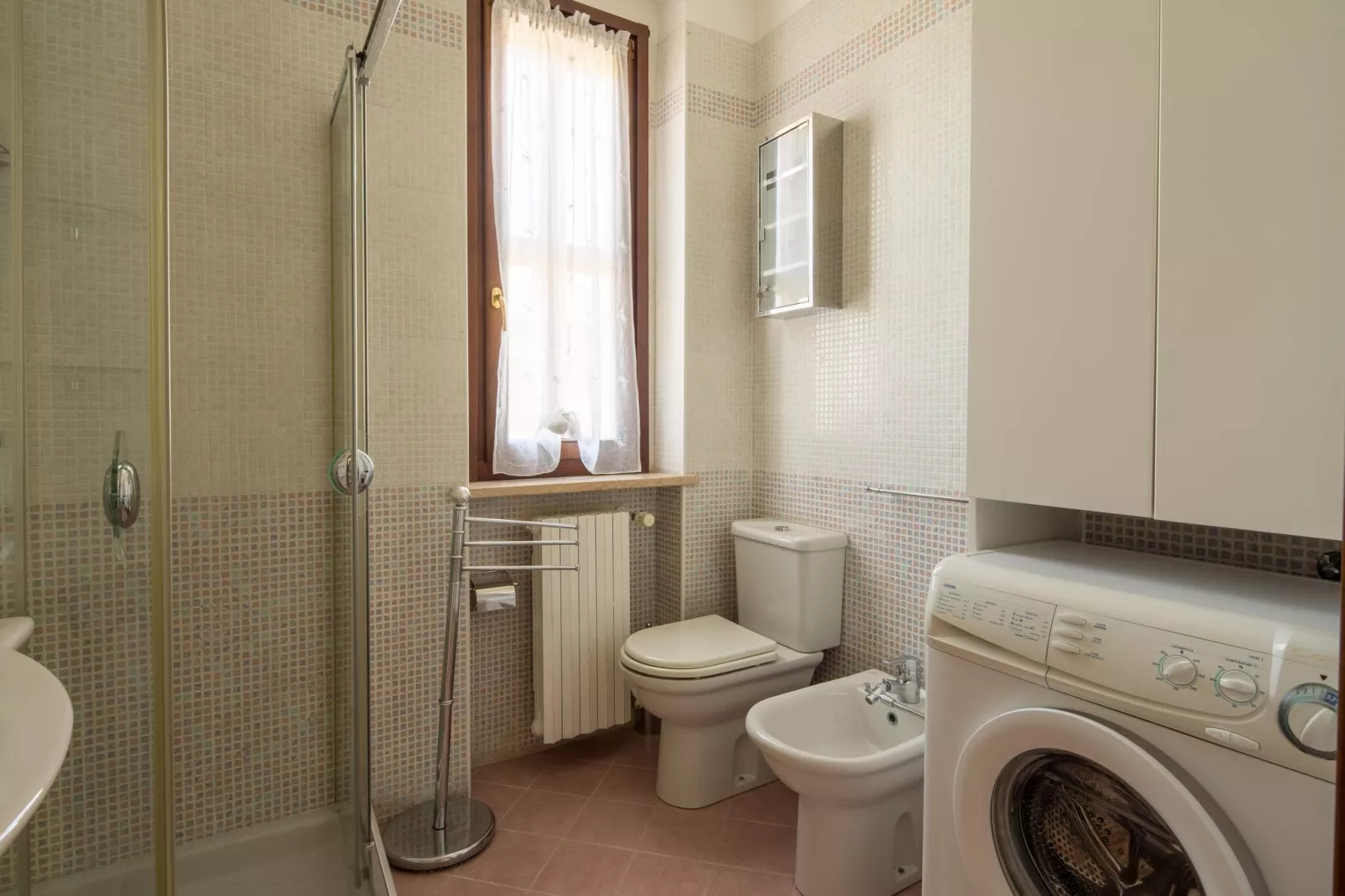 Casara F10-Bathroom