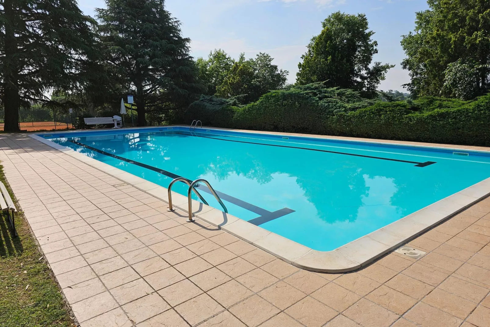 Le Tende A Cinquantuno-Pool