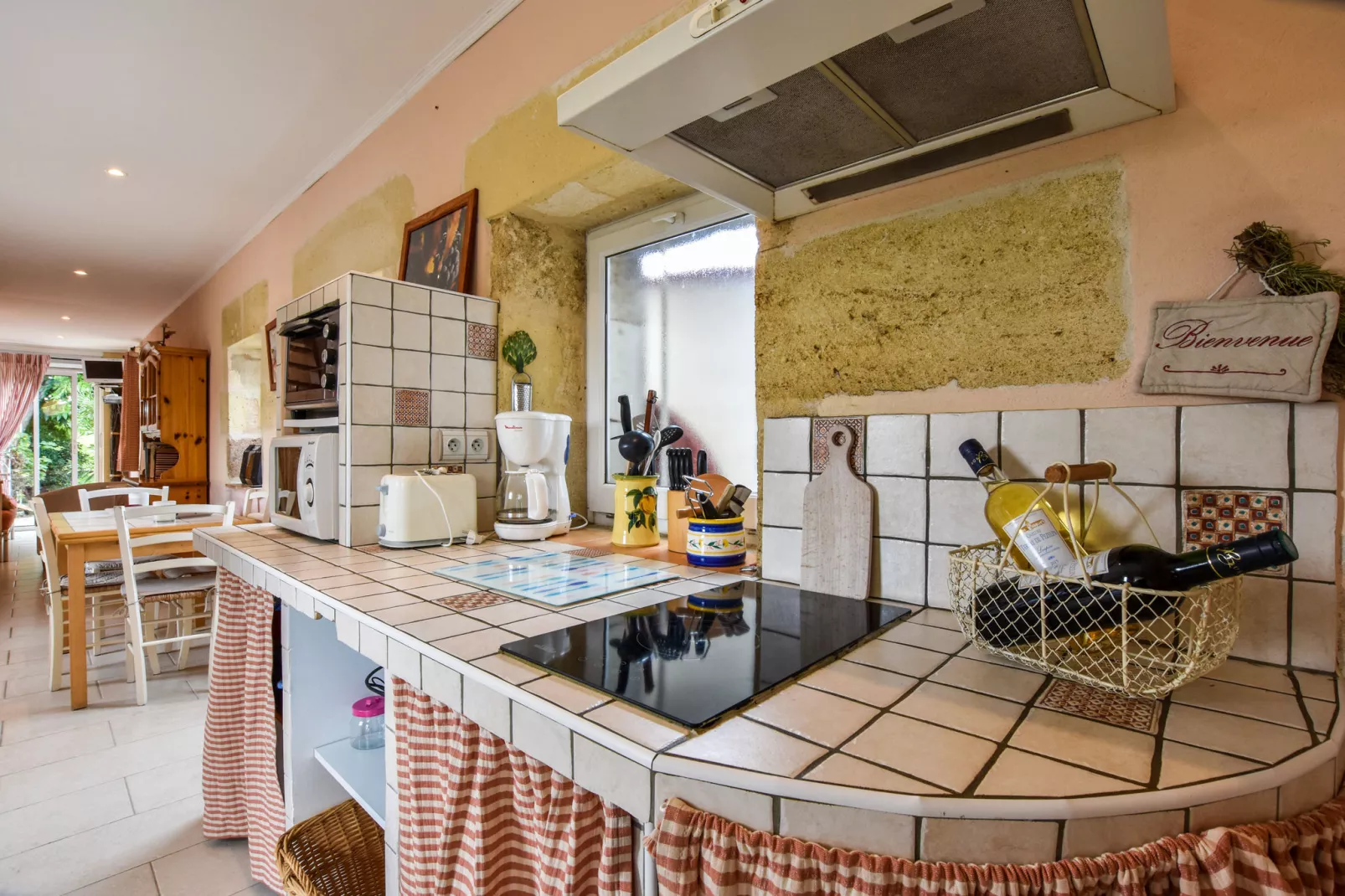 Le Pigeonnier-Kitchen