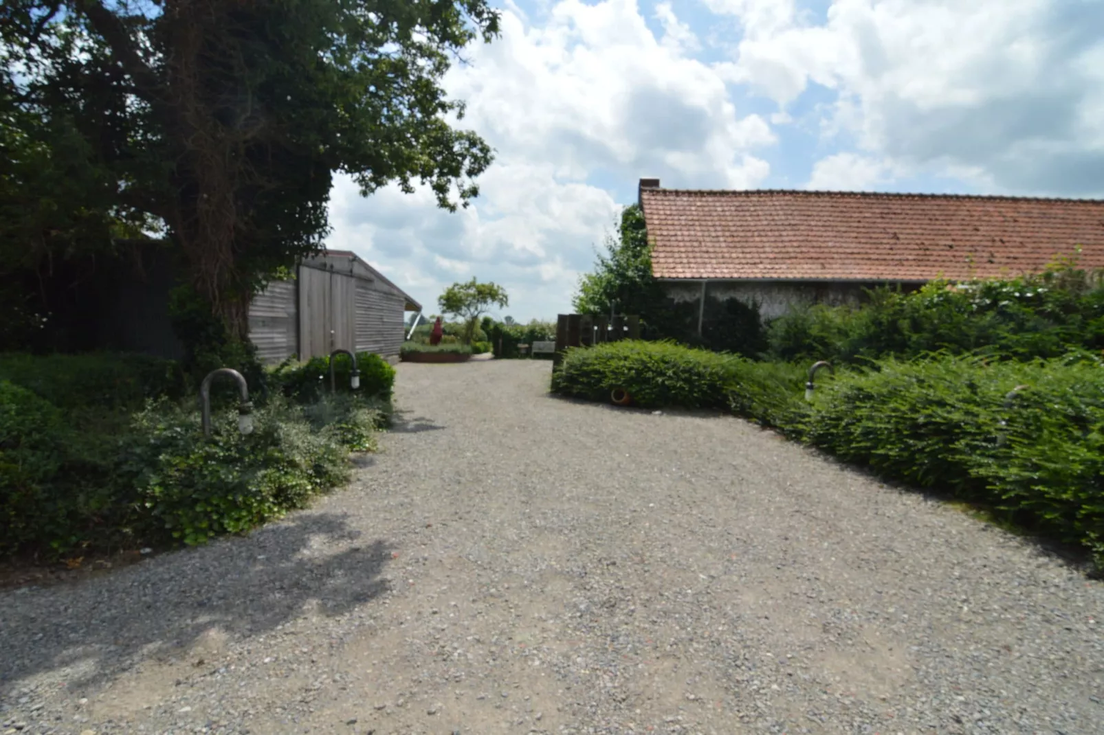 Casteeldoorn-Exterior summer