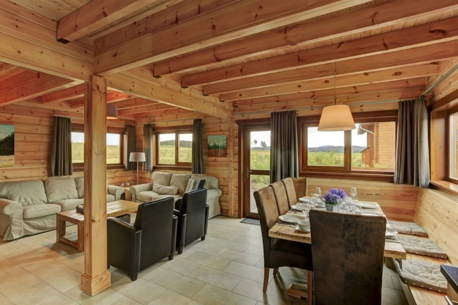 Ecolodge 2-Living room