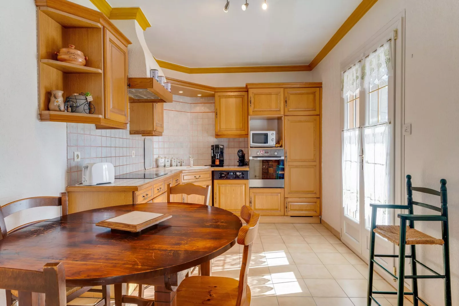 Villa Sorgues-Kitchen