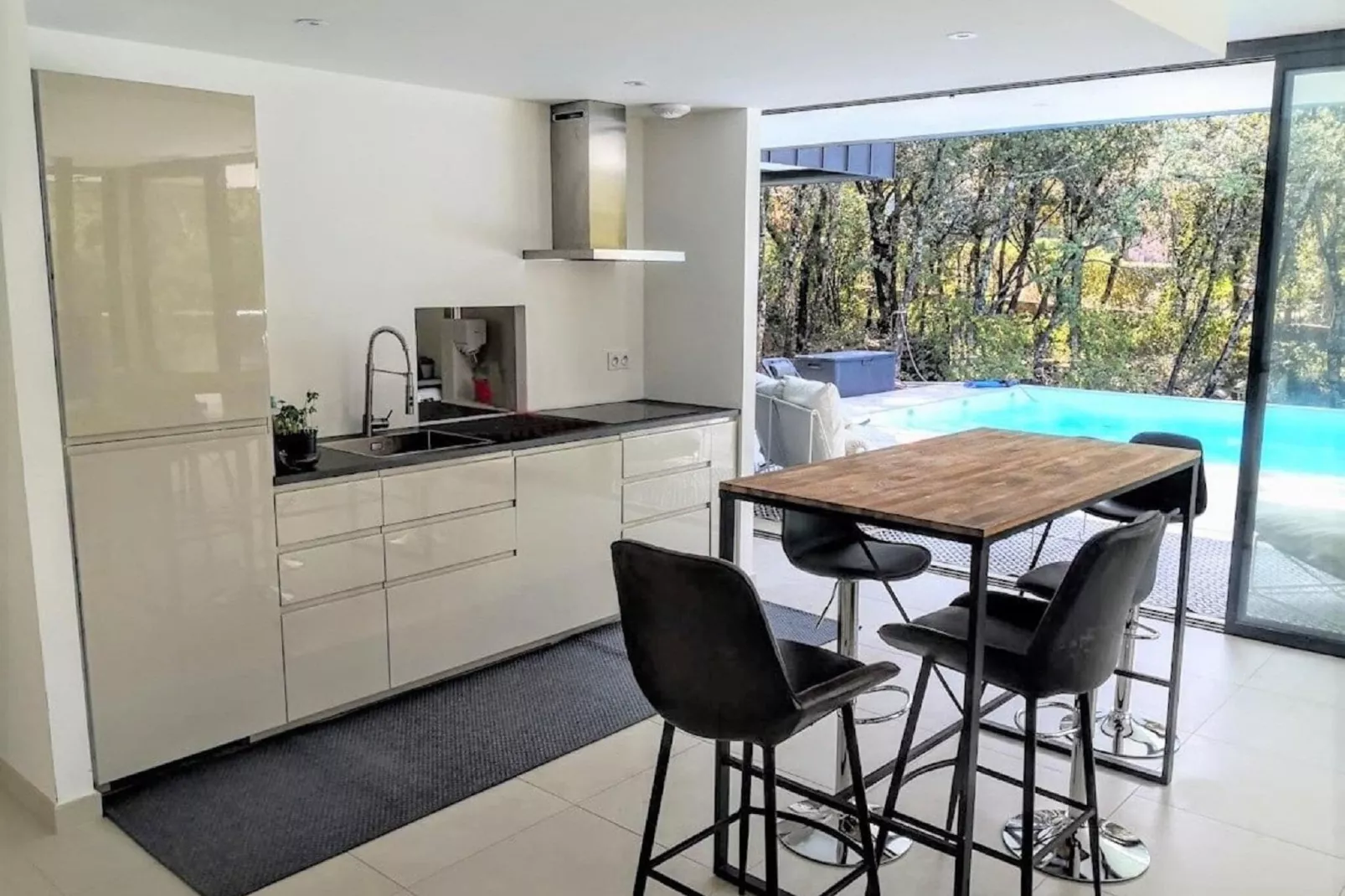 Villa La Canopée-Kitchen