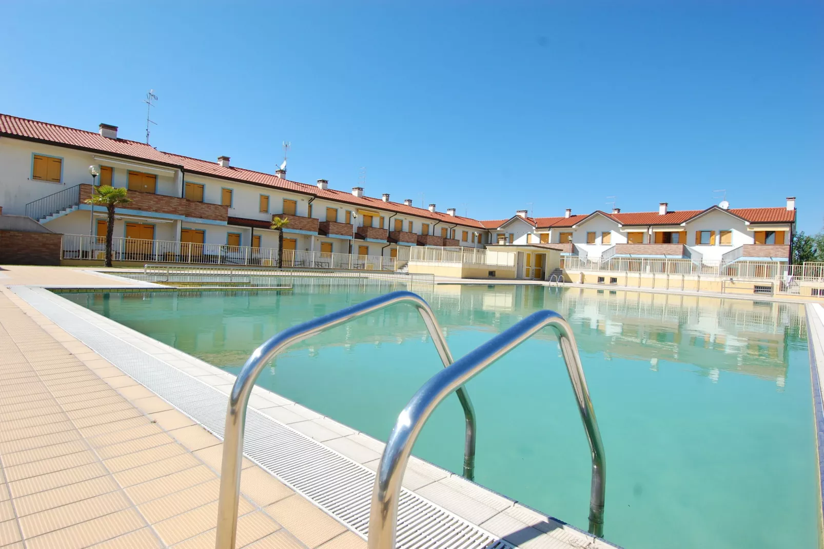 Sol calent-Pool