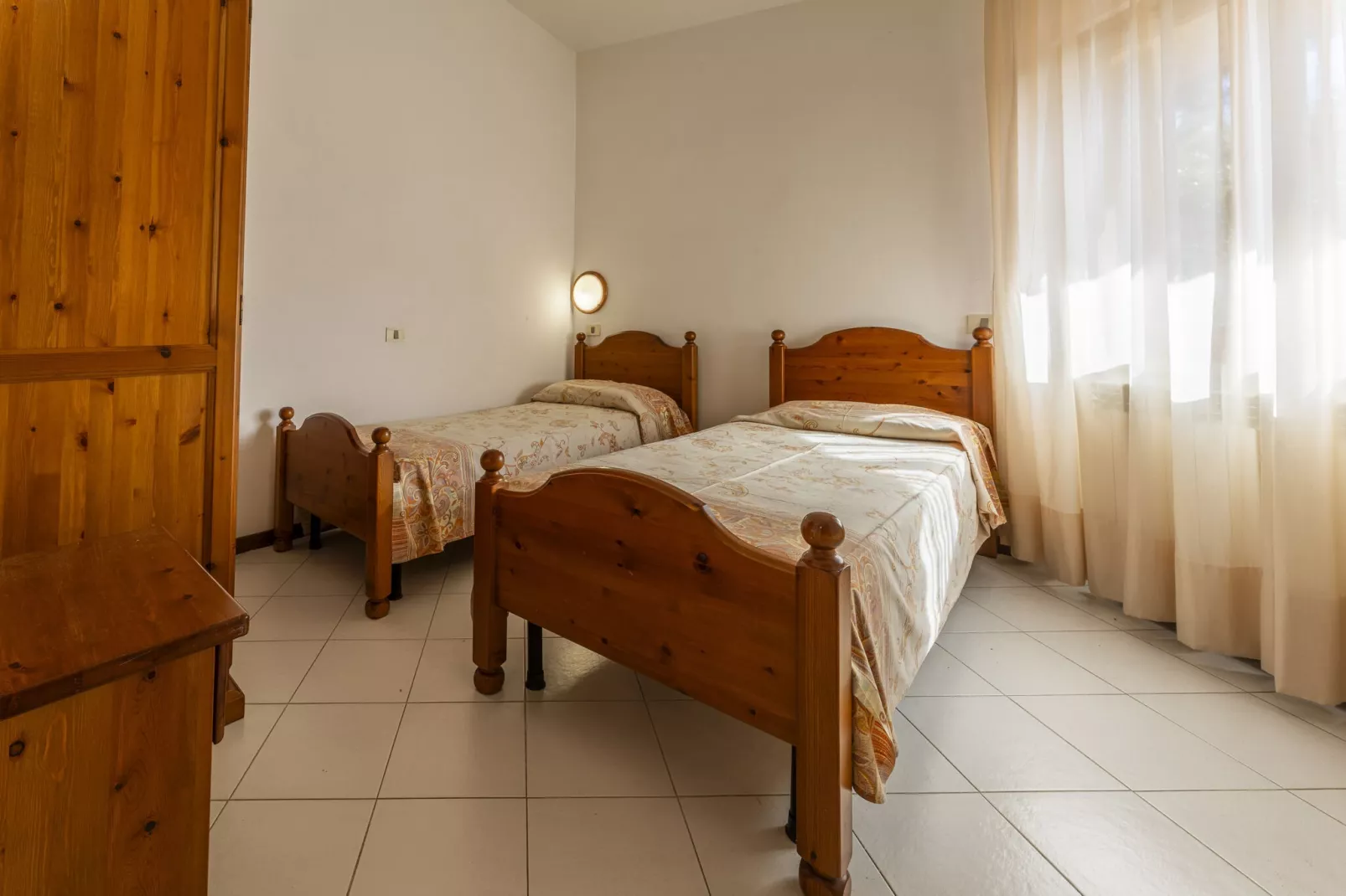 Marangone-Bedroom