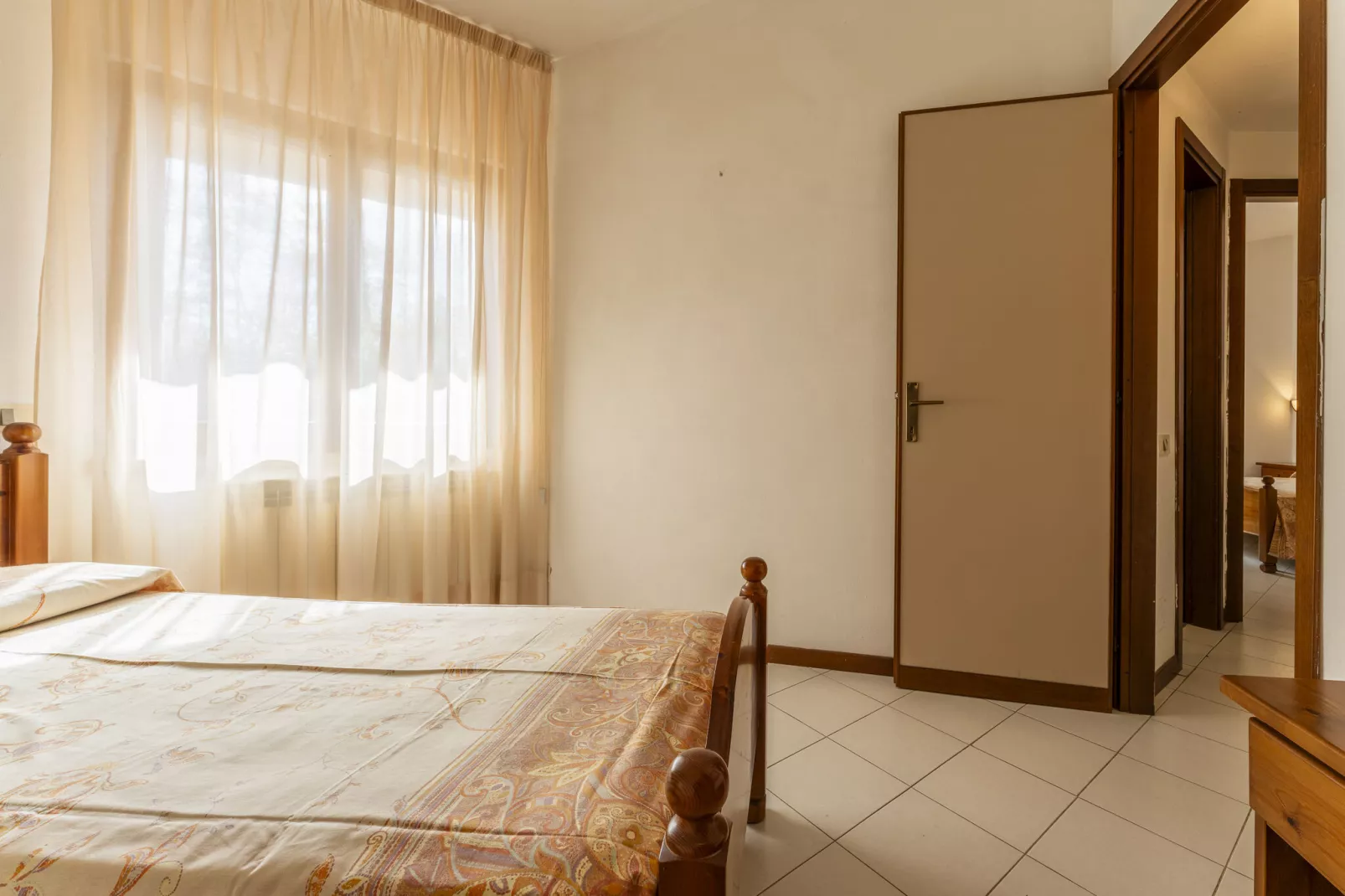 Marangone-Bedroom