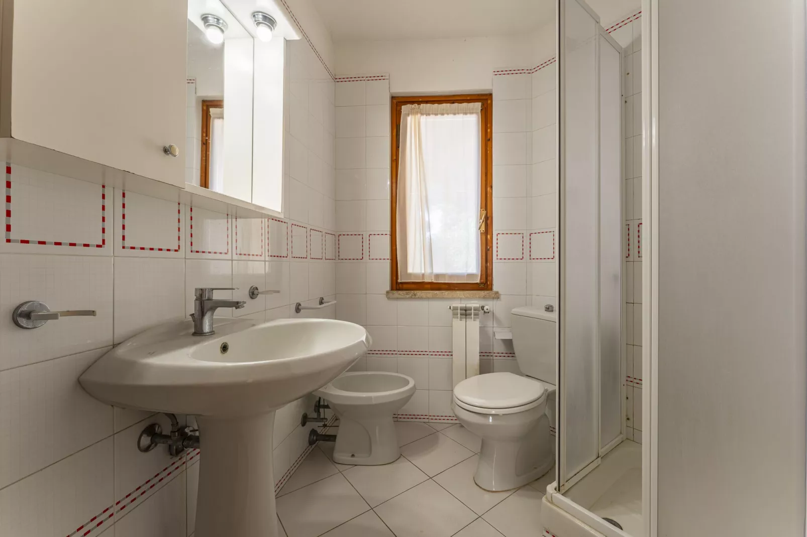 Marangone-Bathroom