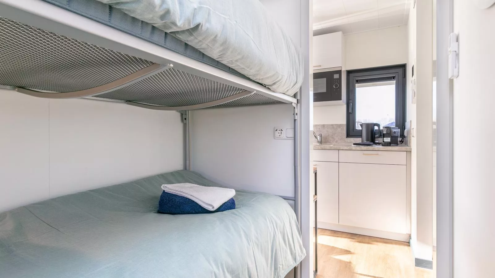 Lymaris-Bedroom