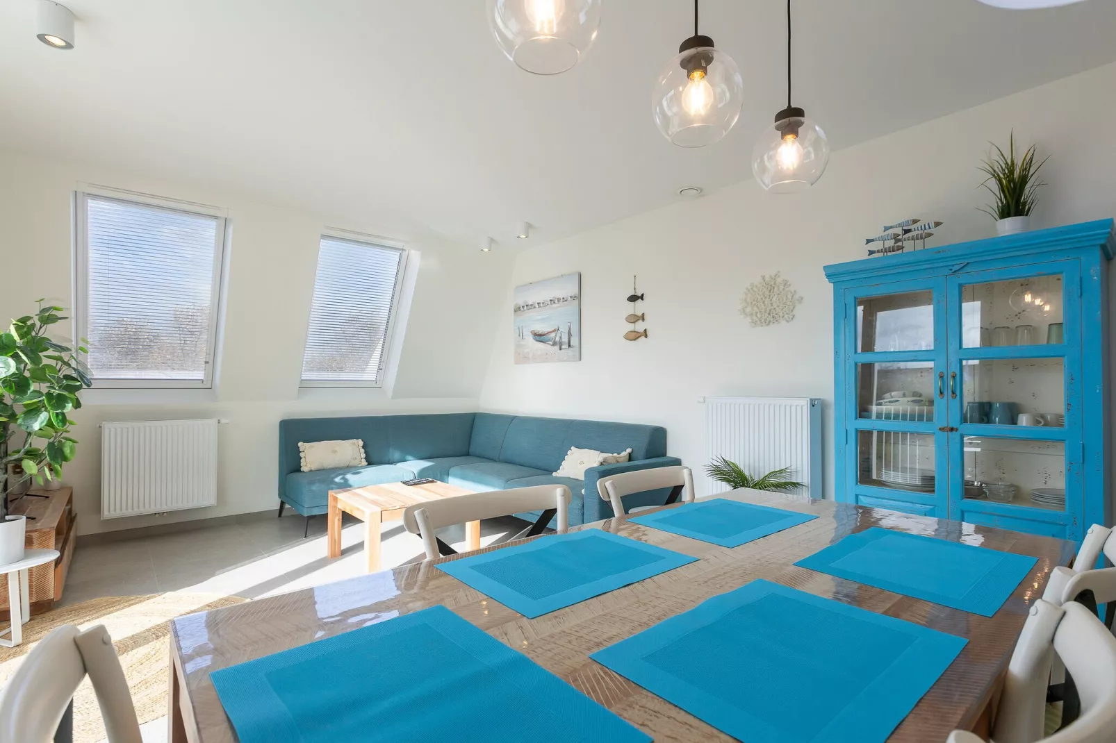 West Bay Blok A 0201-Esszimmer