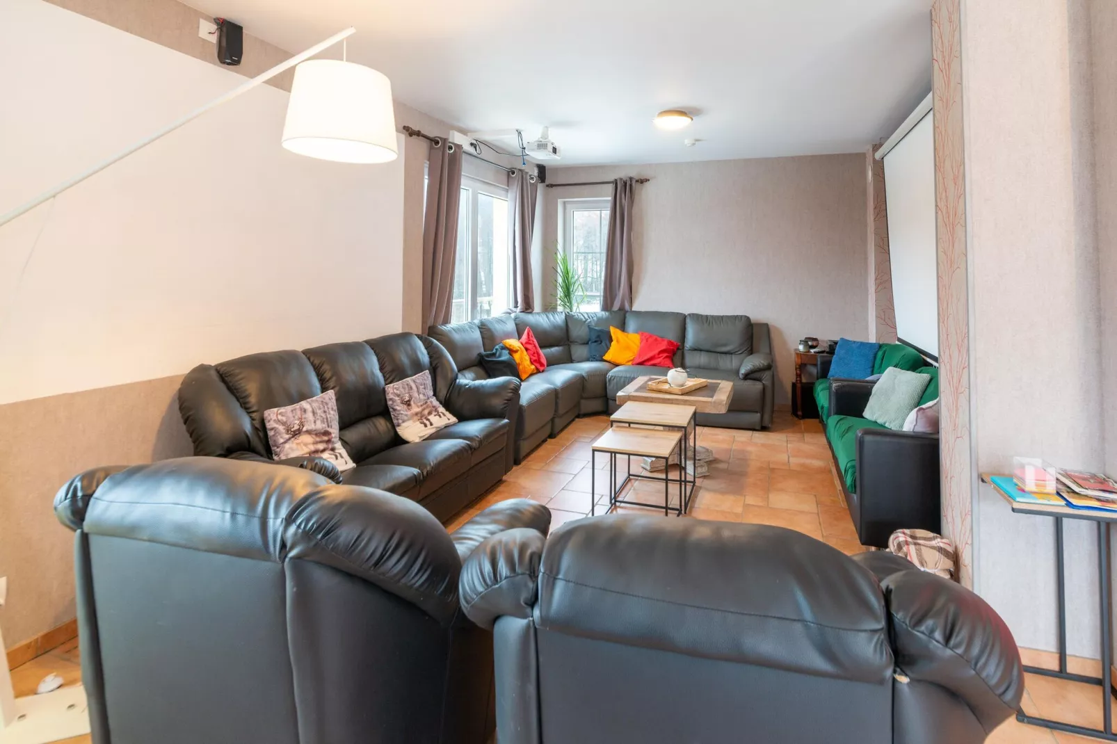 Magnifique habitation pour 15 personnes-Salon