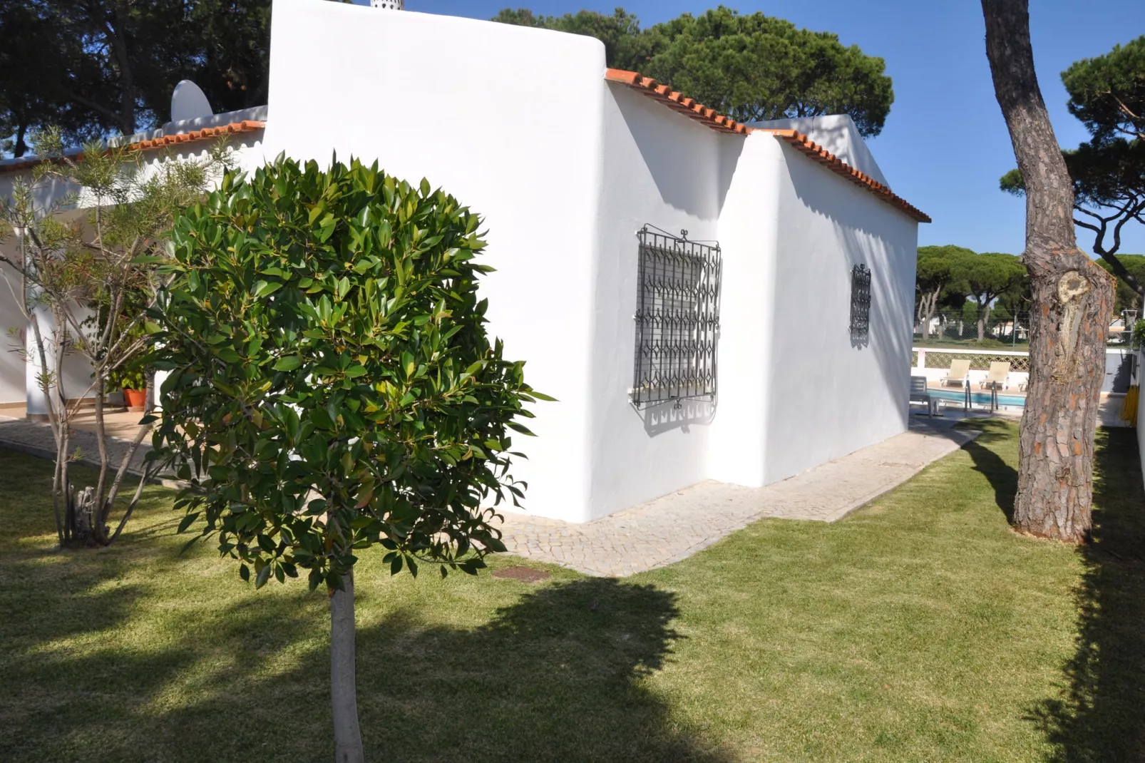 Villa Oceânico-Gärten Sommer