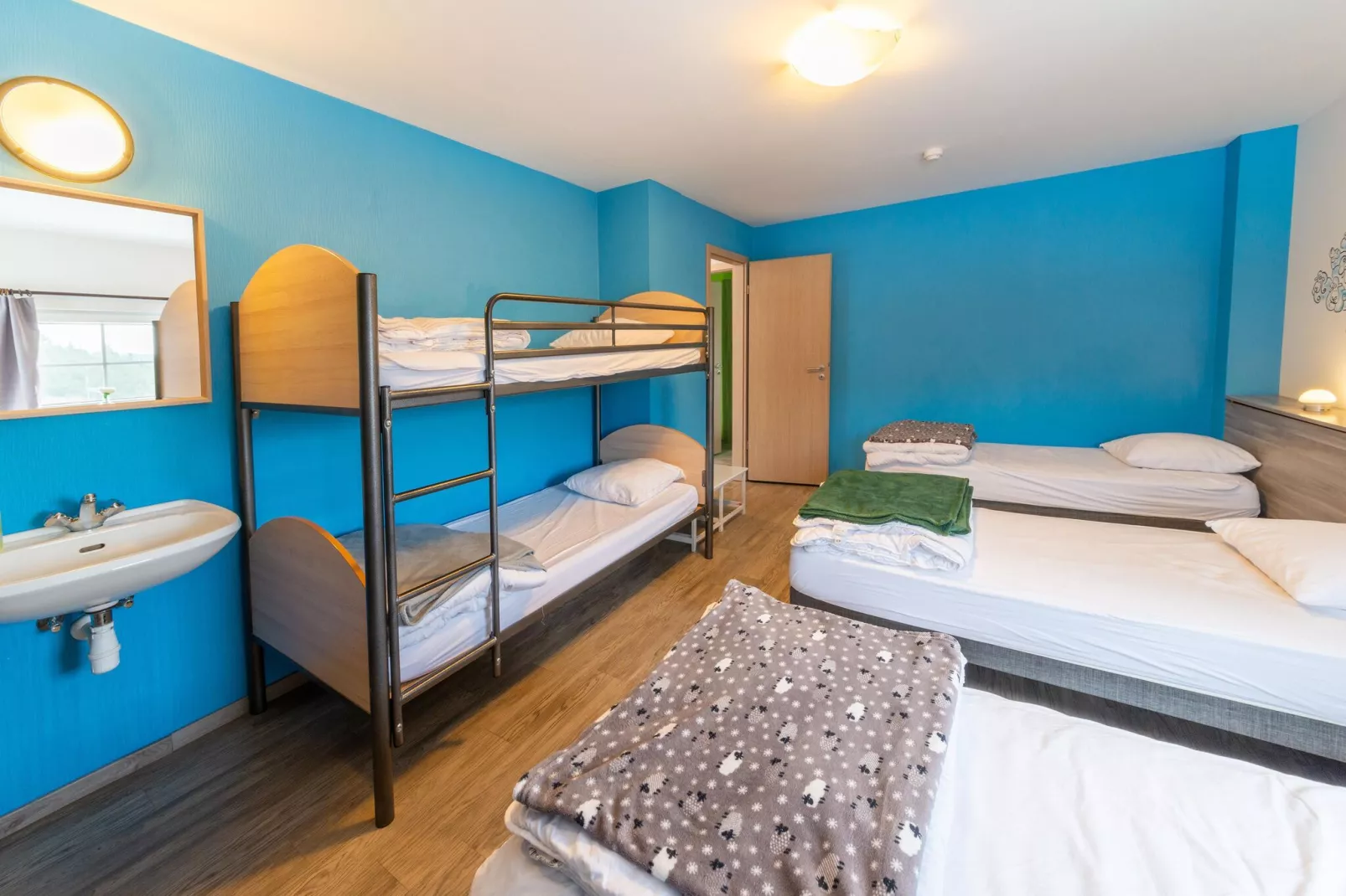 Magnifique habitation pour 15 personnes-Chambre