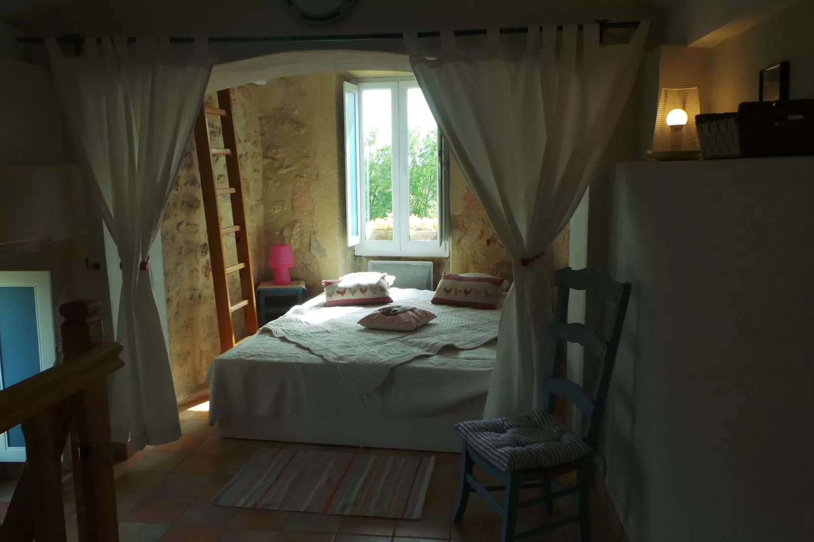 Le Pigeonnier-Bedroom
