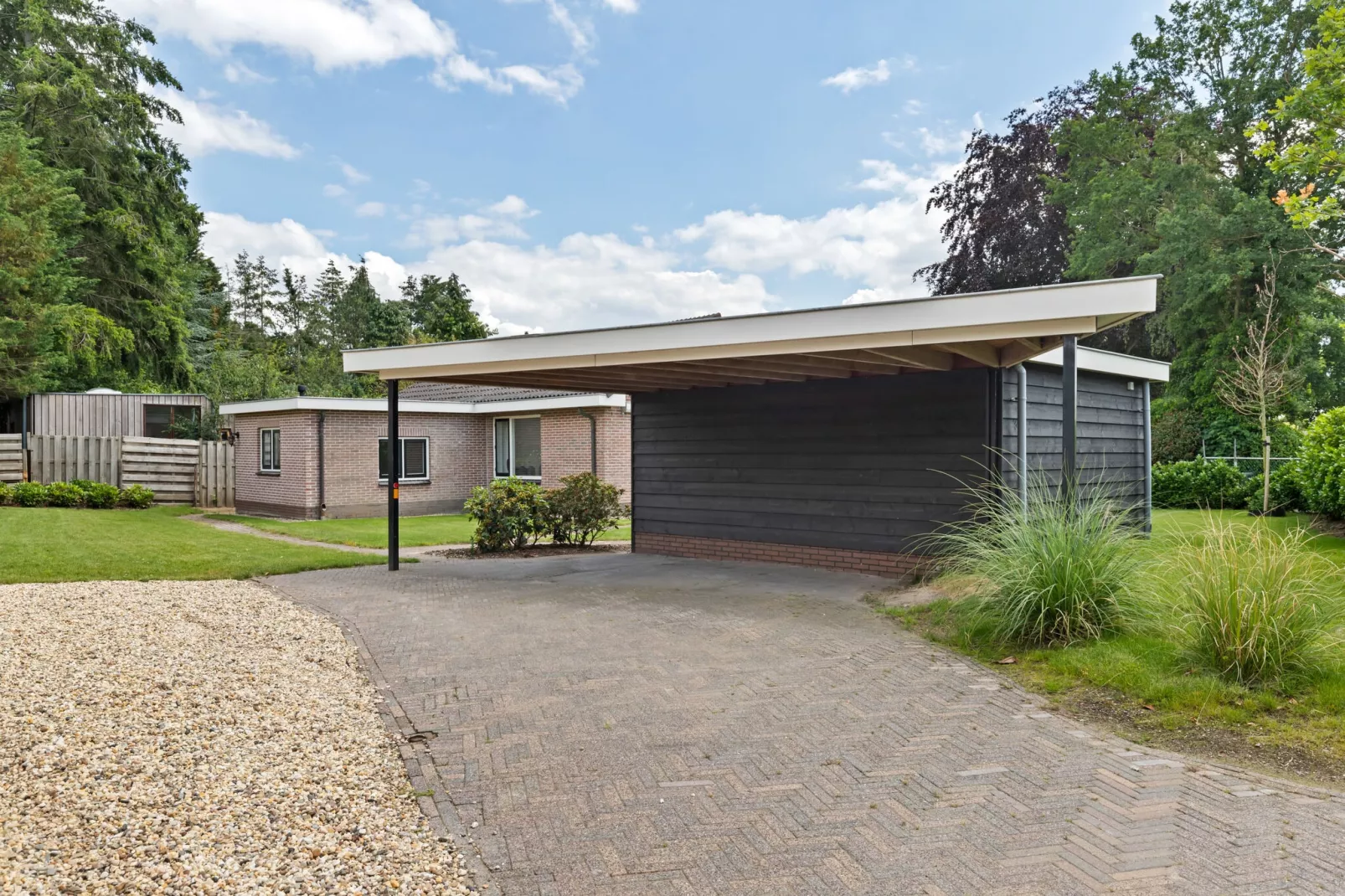 Huisje Putten-Exterior summer