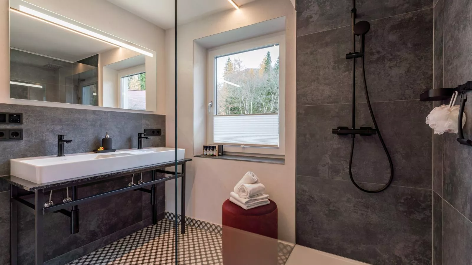 Kaminzimmer Suite-Bathroom