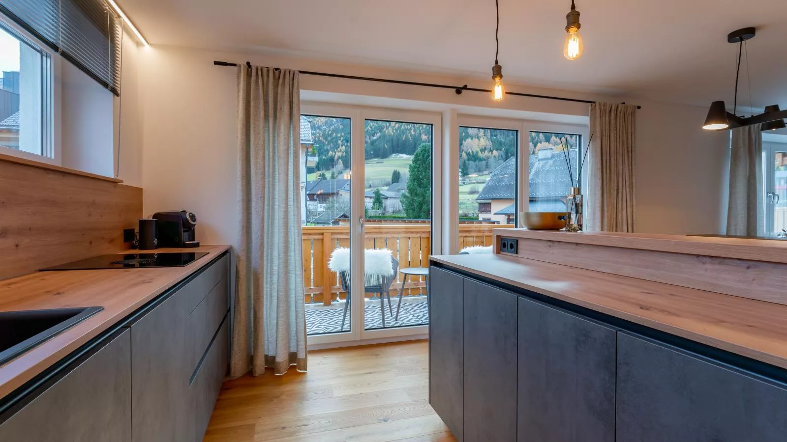 Kaminzimmer Suite-Kitchen