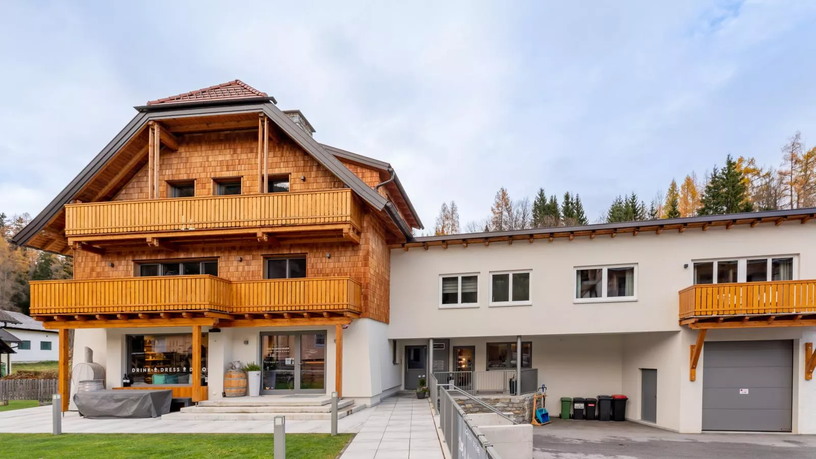 Kaminzimmer Suite-Exterior summer