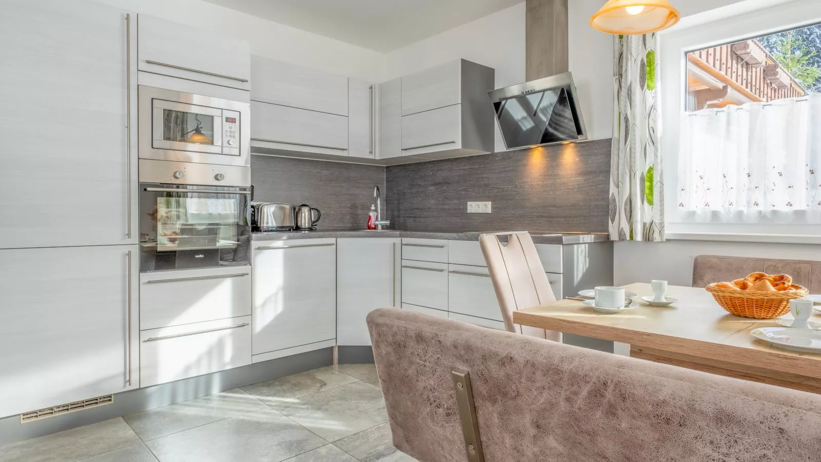 Blick auf den Rettenstein Top 1-Kitchen