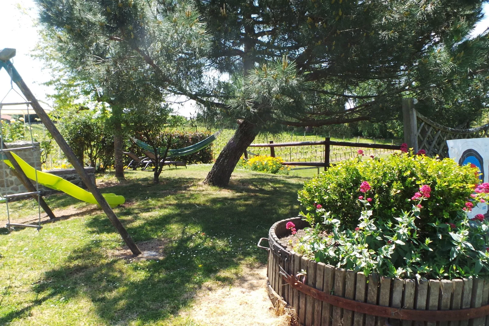 Le Pigeonnier-Exterior in summer