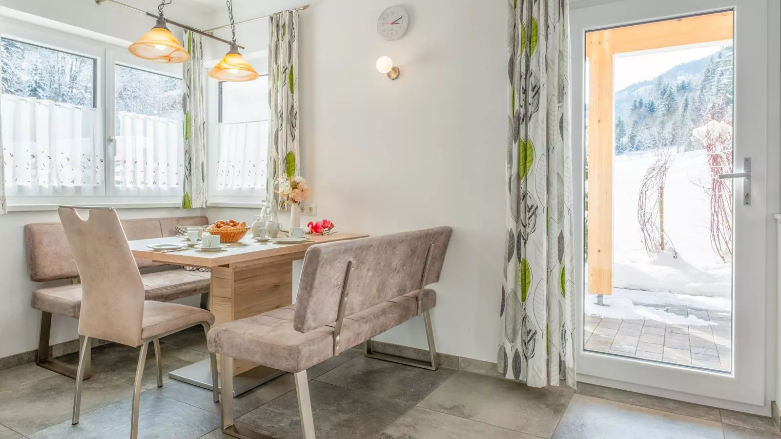 Blick auf den Rettenstein Top 1-Dining room