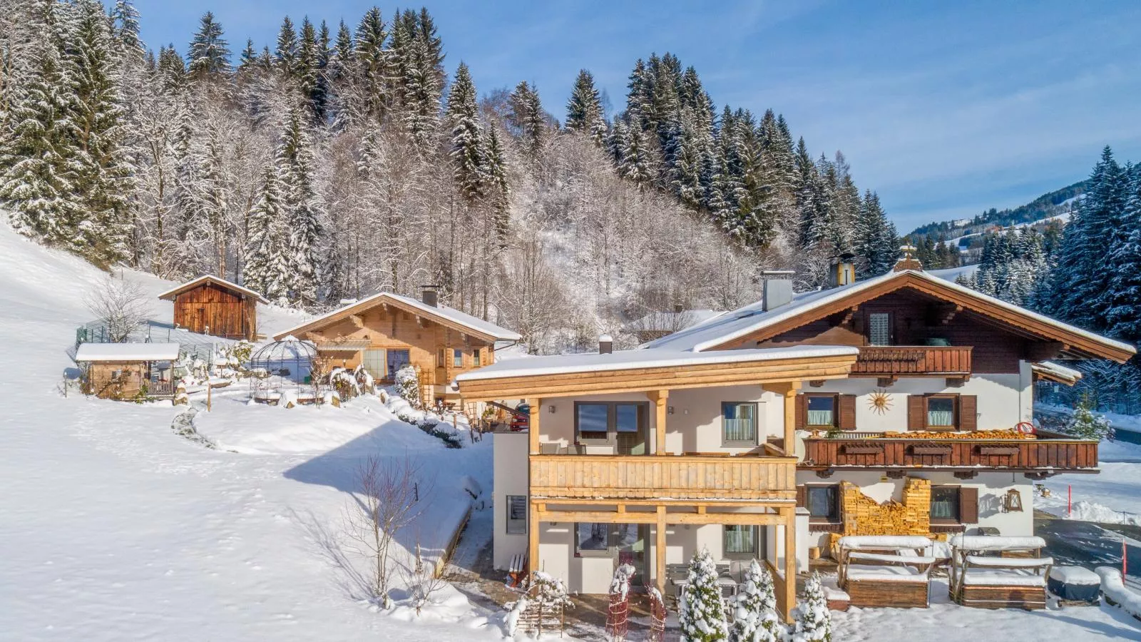 Blick auf den Rettenstein Top 1 und 2-Exterior winter