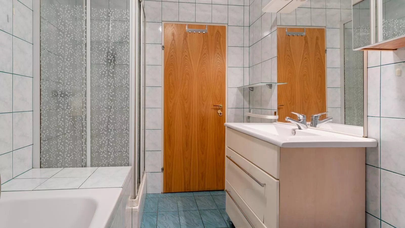 Schmitzer-Bathroom