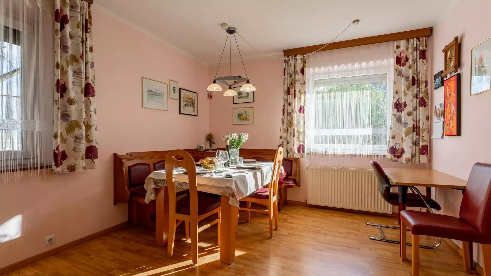 Schmitzer-Dining room