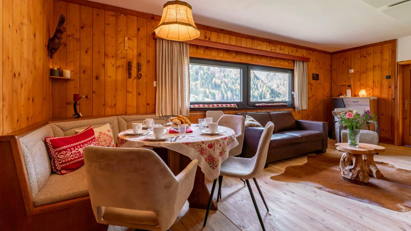 Jagerhütte-Esszimmer