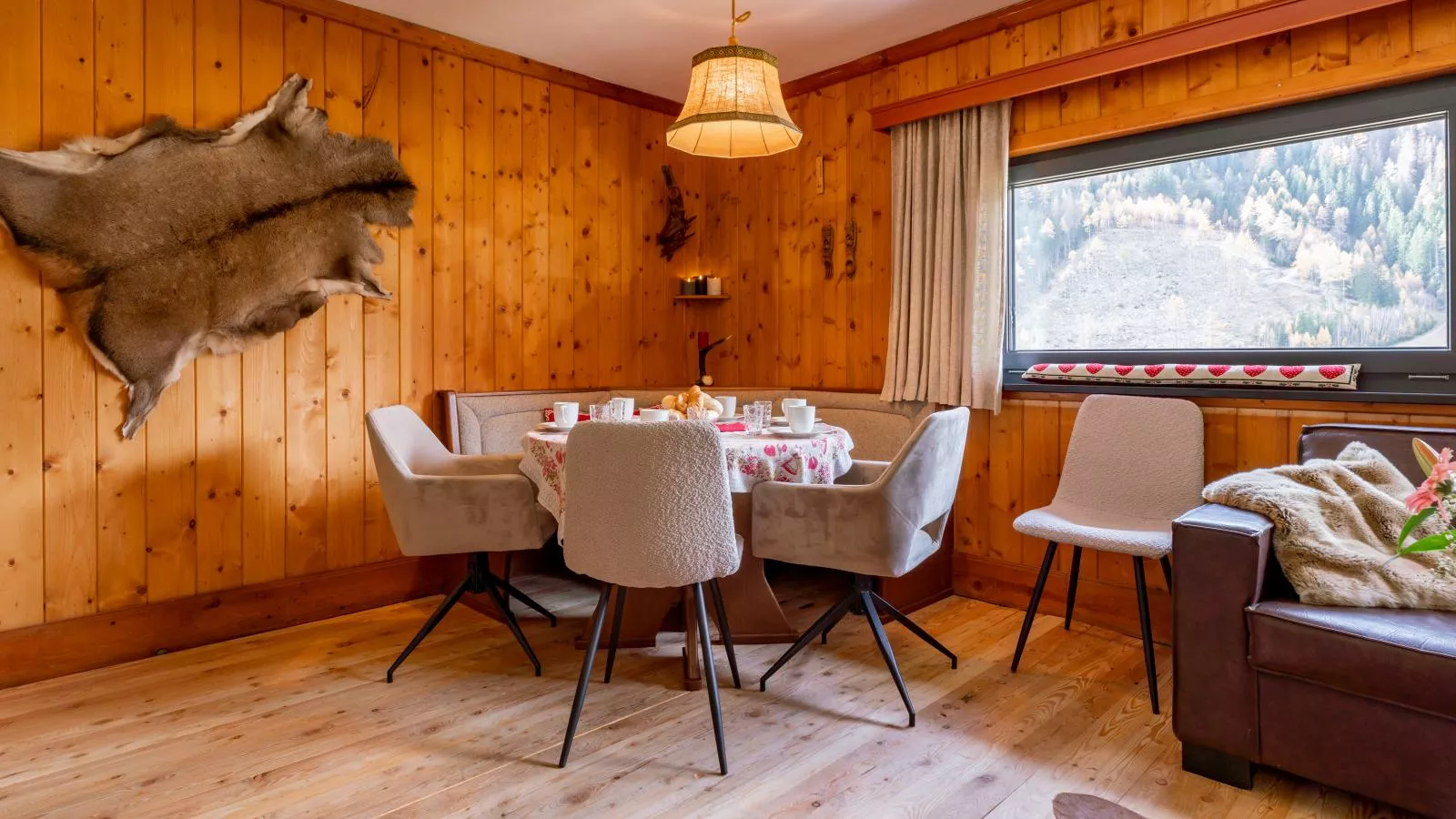Jagerhütte-Esszimmer