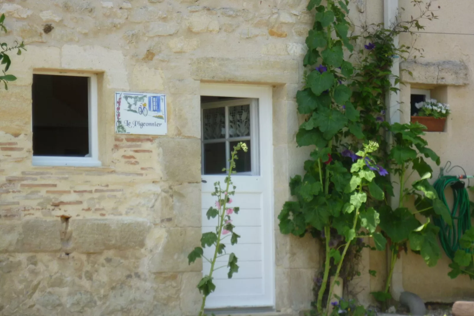 Le Pigeonnier-Hall & reception