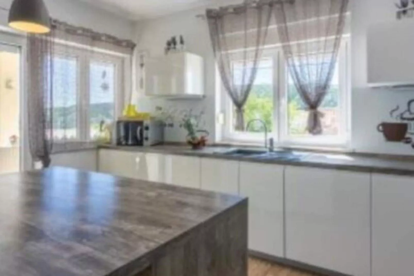 Villa Eternity-Kitchen